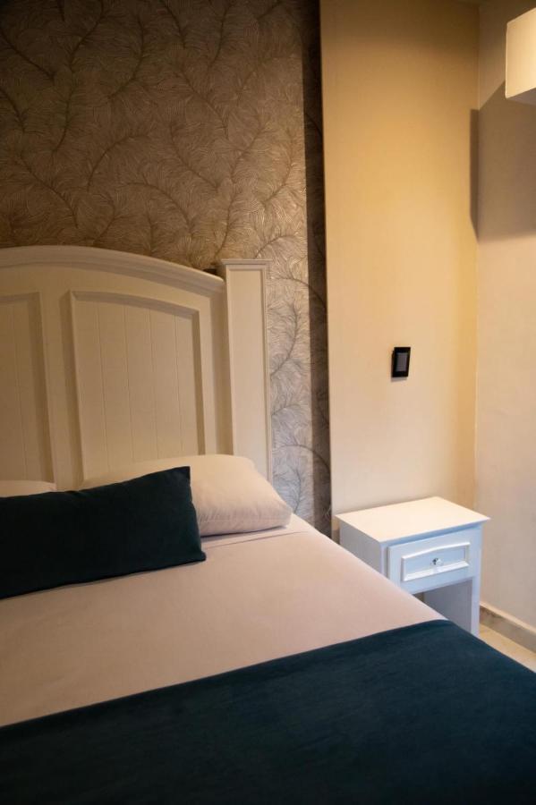 Hotel Boutique Monarca El Paraíso Екстериор снимка