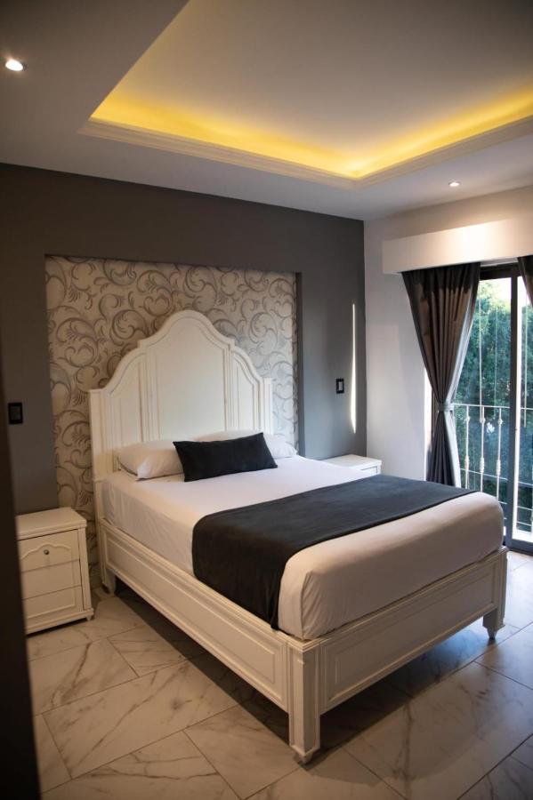 Hotel Boutique Monarca El Paraíso Екстериор снимка