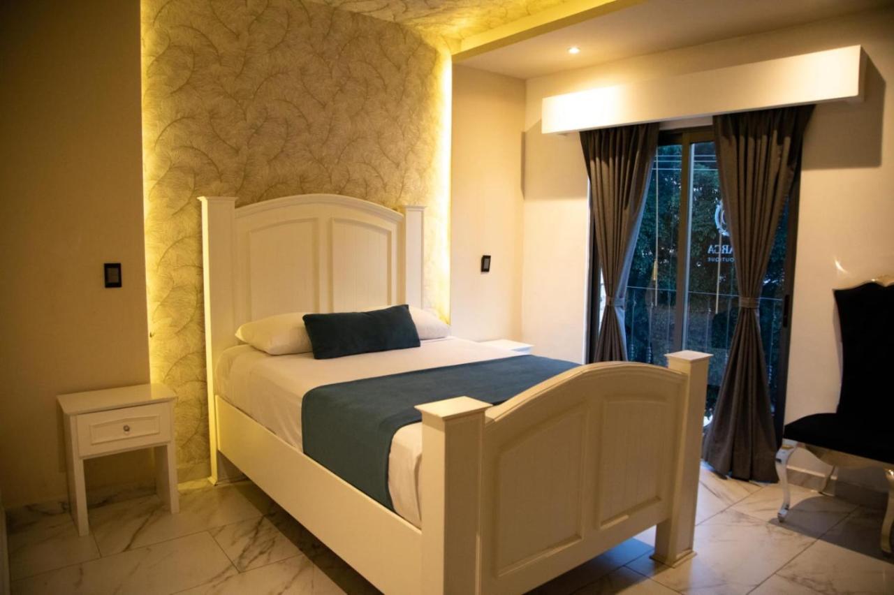 Hotel Boutique Monarca El Paraíso Екстериор снимка